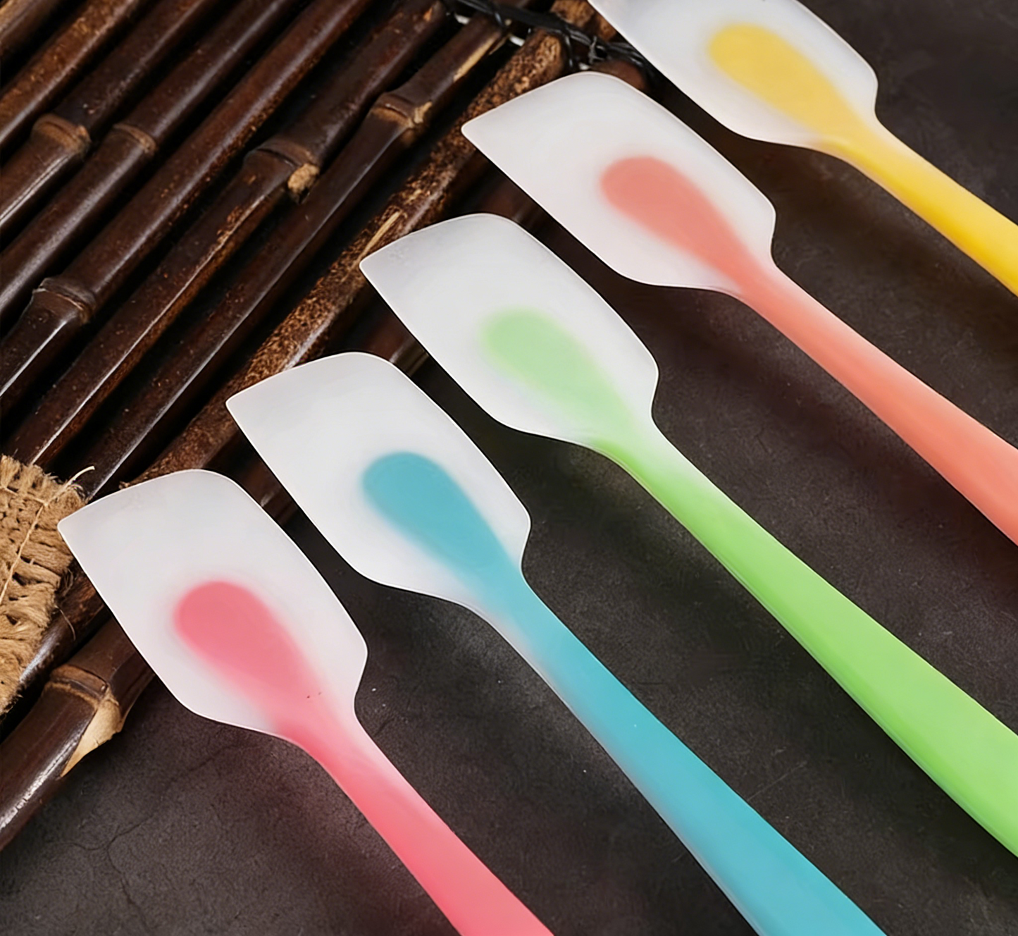 耐高溫一體成型矽膠刮刀 Heat-Resistant One-Piece Silicone Spatula